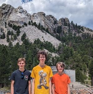 Meet your Posher, Heidi